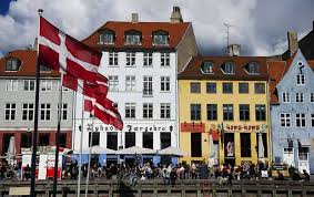 Dansk Speciallakering Kvalitet og Ekspertise i Højeste Klasse Dansk Speciallakering Kvalitet og Ekspertise i Højeste Klasse